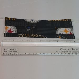 Pittsburgh Steelers pleated face mask w/ e…